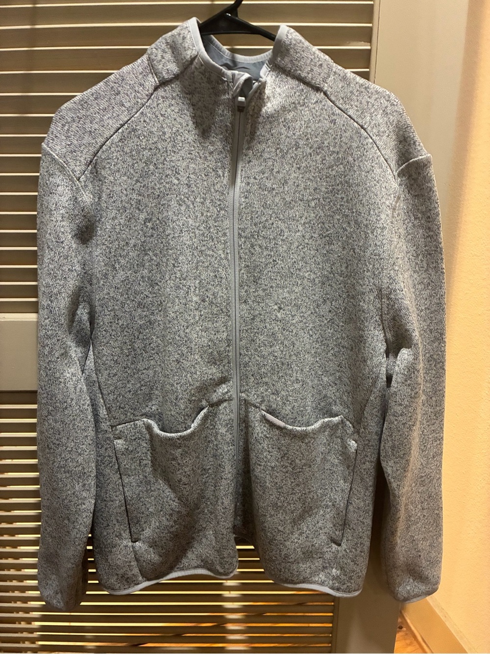 Figs Men's Heather Gray Full-Zip Knit Jacket